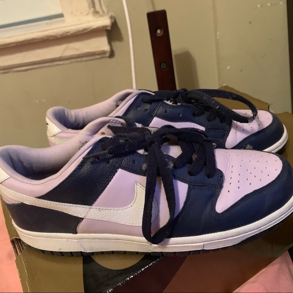 Does not fit. I’m a size 11 now